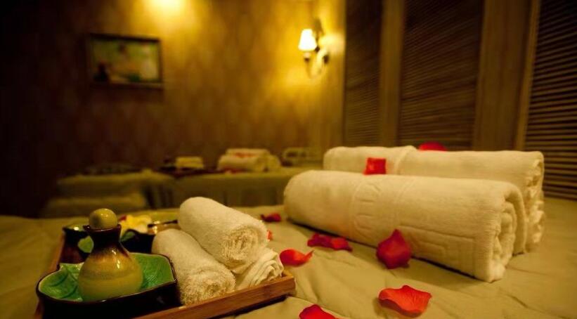 东莞高端水疗spa会馆就这样带着清风月静抚慰了光阴悲喜